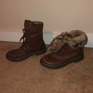 Mossimo insulated boots